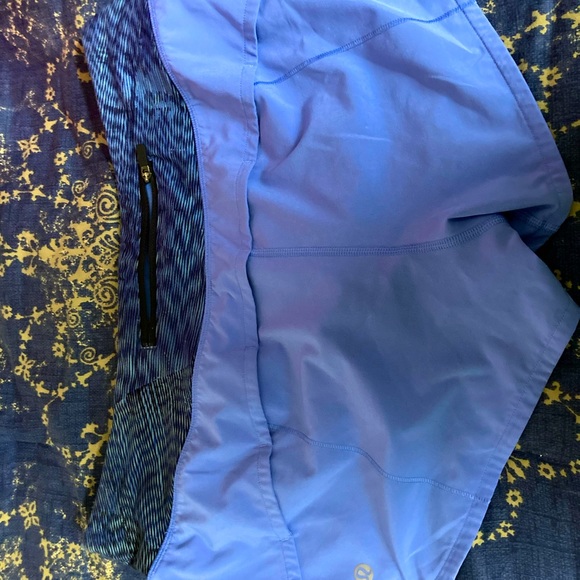 lululemon athletica Pants - Lululemon Speed Up Low Rise shorts 2.5”. EUC sz 8